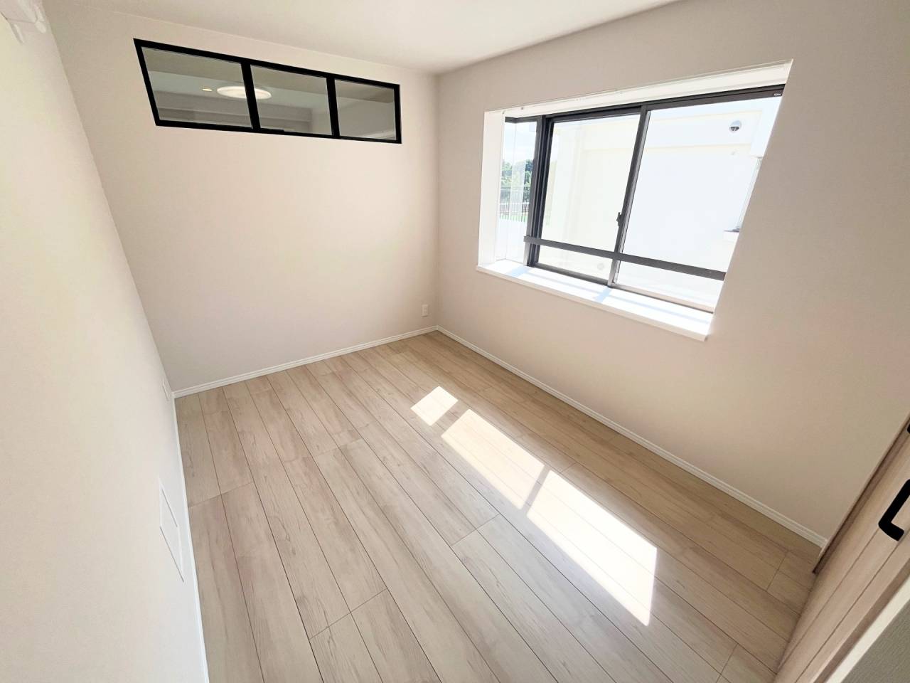 グリーンテラス本郷台15-5号室