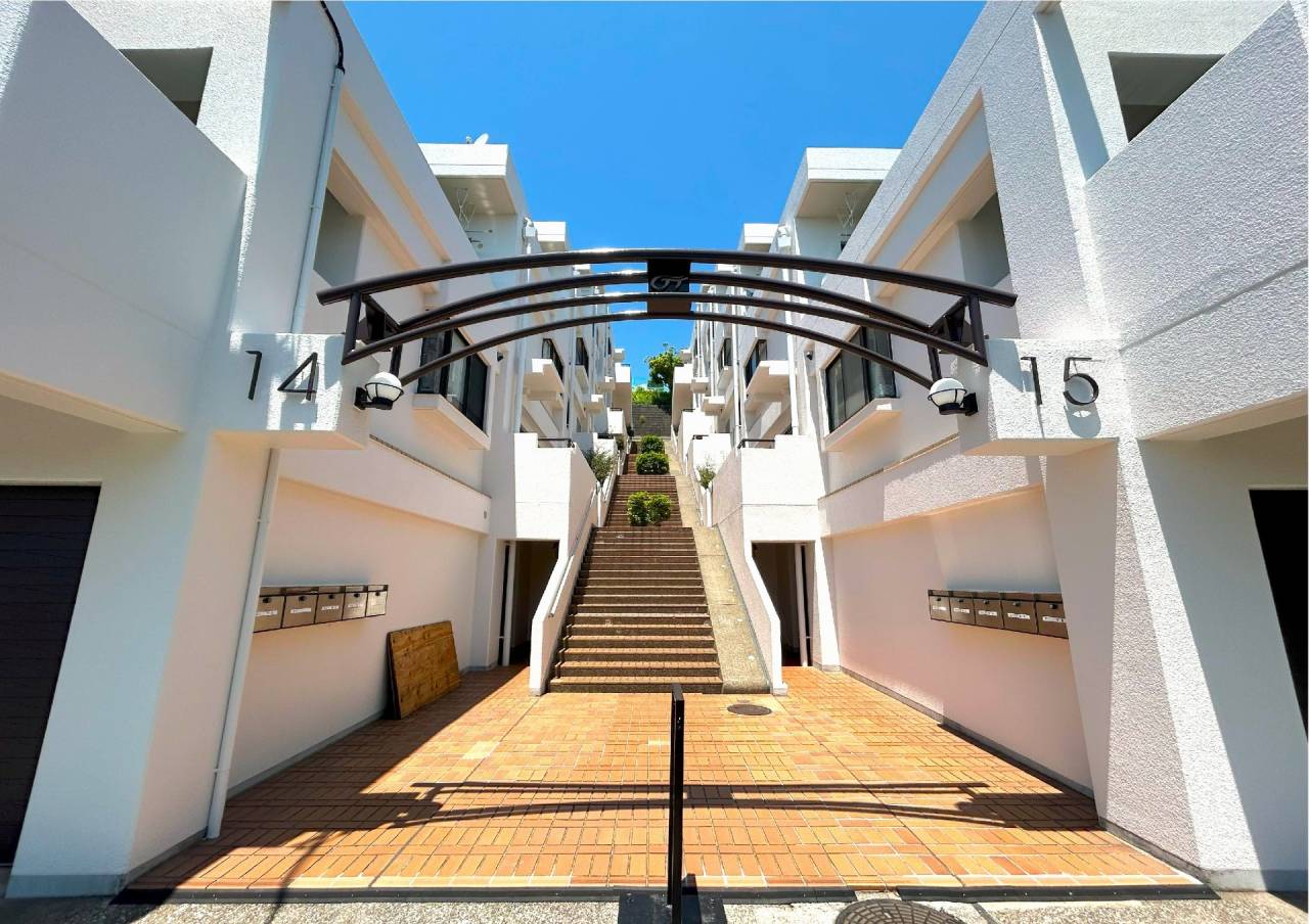 グリーンテラス本郷台15-5号室