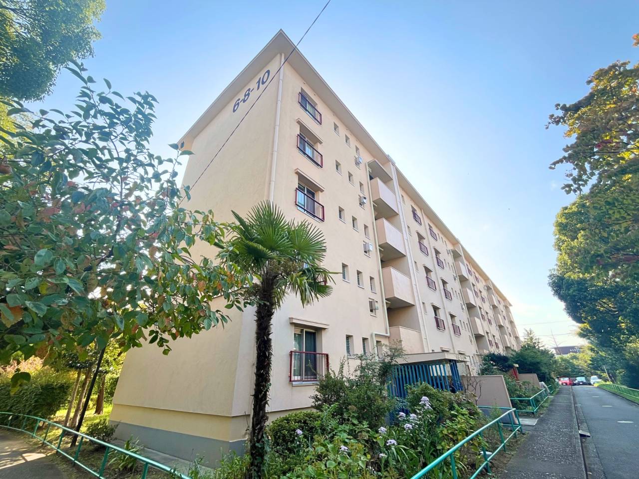 鶴川6丁目団地8-10号棟販売開始致しました！